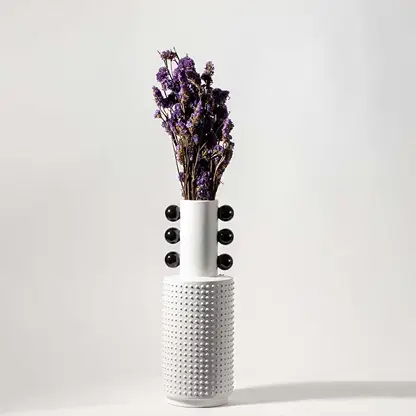 White background image showing natural dried purple statice flower bunch ideal for elegant home vase decoration.