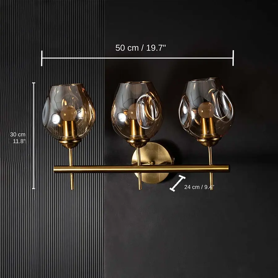 Modern Triple Lights Metal Glass Vanity Light, base 30 x 21 x 24 cm (11.8 x 8.3 x 9.4 inches), canopy 10 x 10 cm (3.9 x 3.9 inches) dimensions