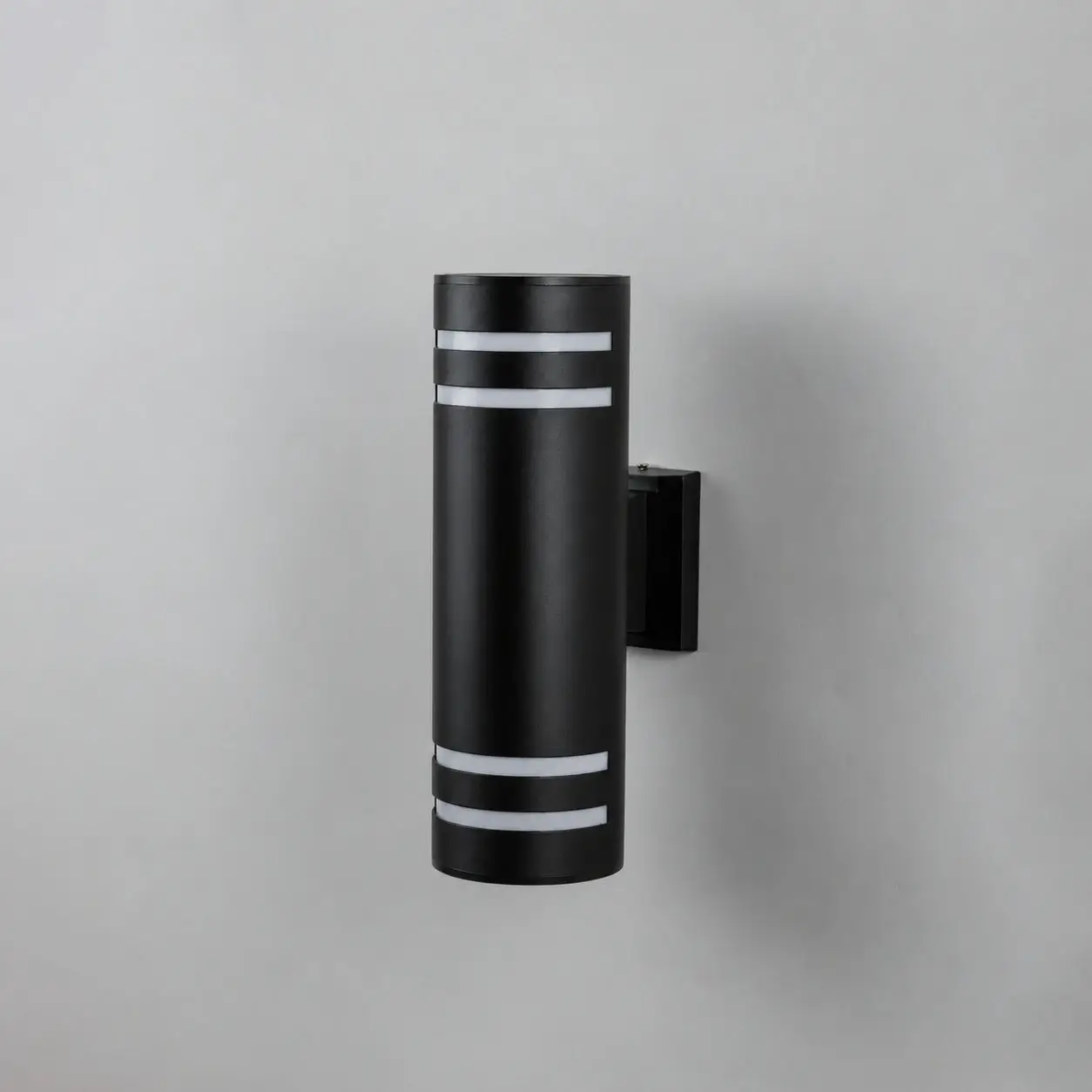Up-Down Outdoor Wall Light - Large
