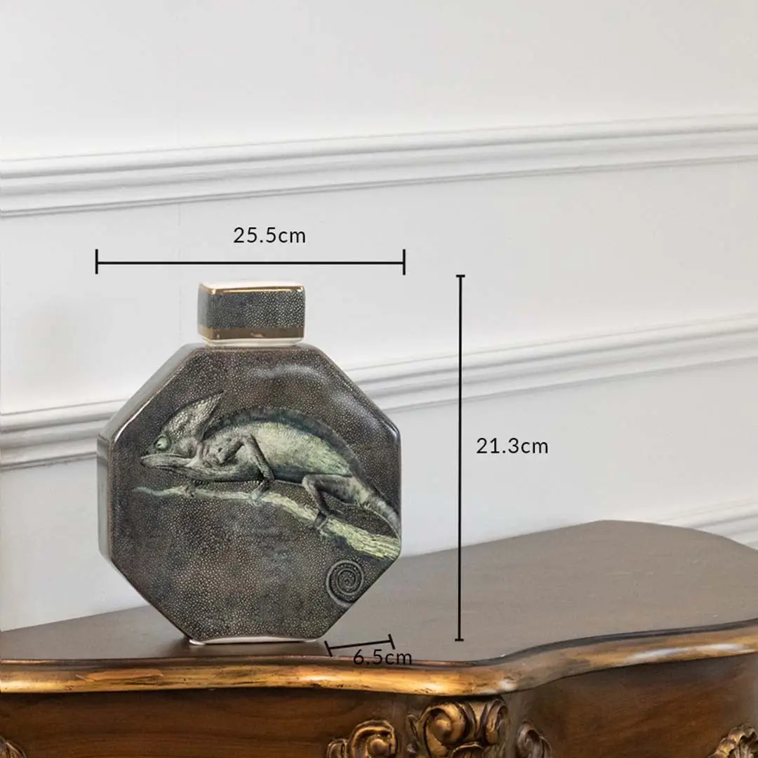 Dark green ceramic jar with engraved horse artwork in a front view measuring 19.5 cm width and 24.5 cm height perfect for rustic décor themes.
