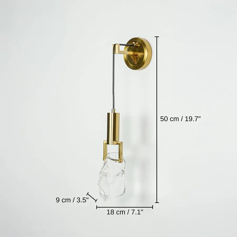 Gold metal wall light, 50 x 18 x 9 cm (19.7 x 7.1 x 3.5 inches) dimensions