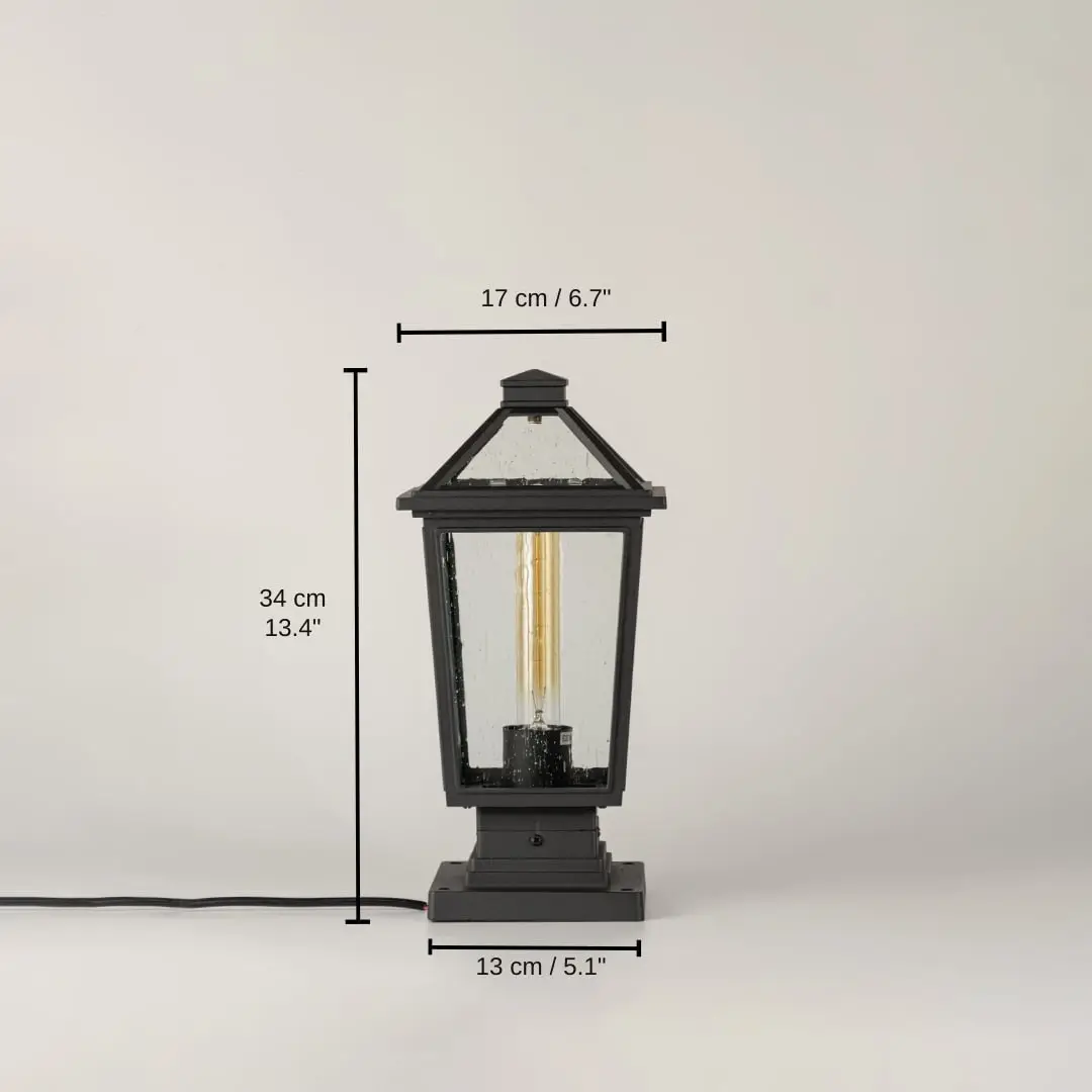 Black outdoor lantern light, 34 x 13 x 17 cm (13.4 x 5.1 x 6.7 inches) dimensions