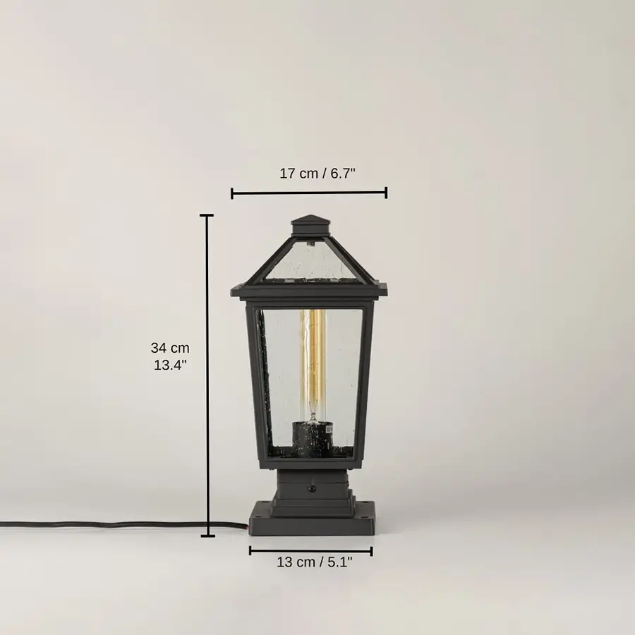 Black outdoor lantern light, 34 x 13 x 17 cm (13.4 x 5.1 x 6.7 inches) dimensions
