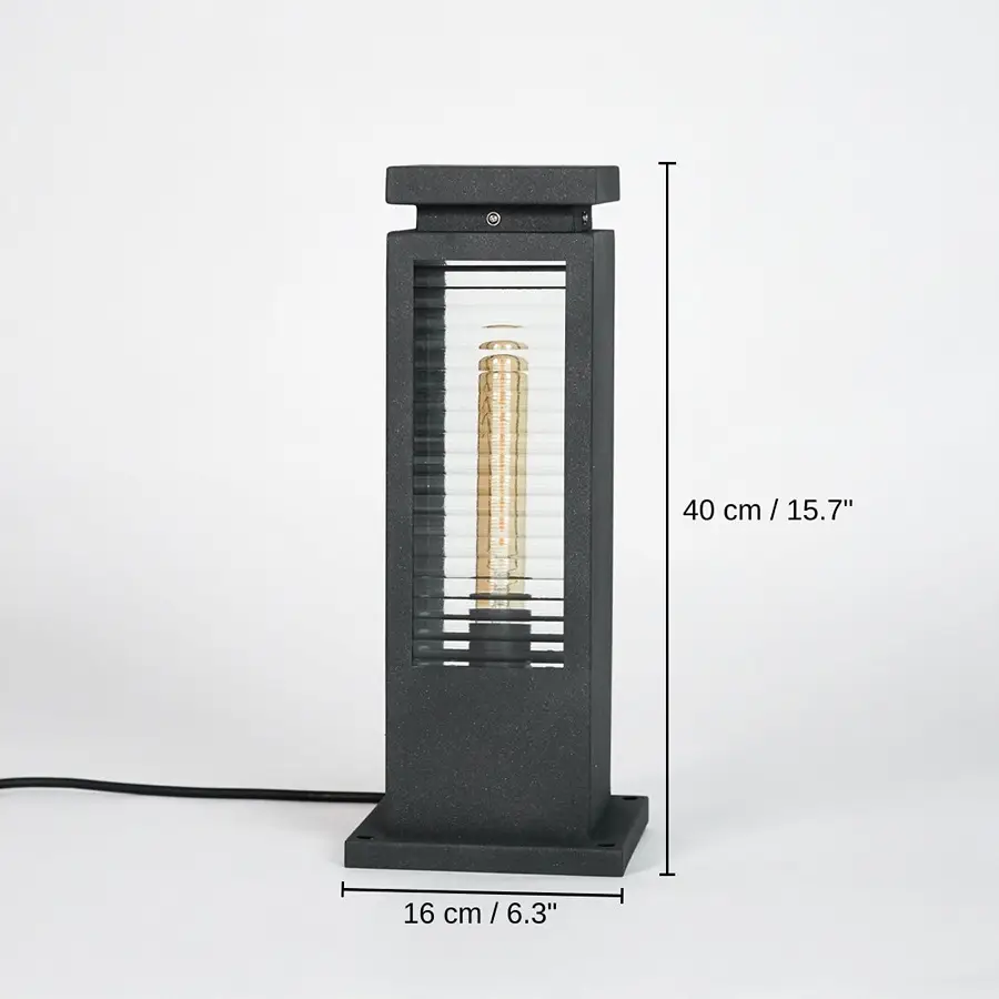 Black metal outdoor bollard light, 40 x 16 x 16 cm (15.7 x 6.3 x 6.3 inches) dimensions